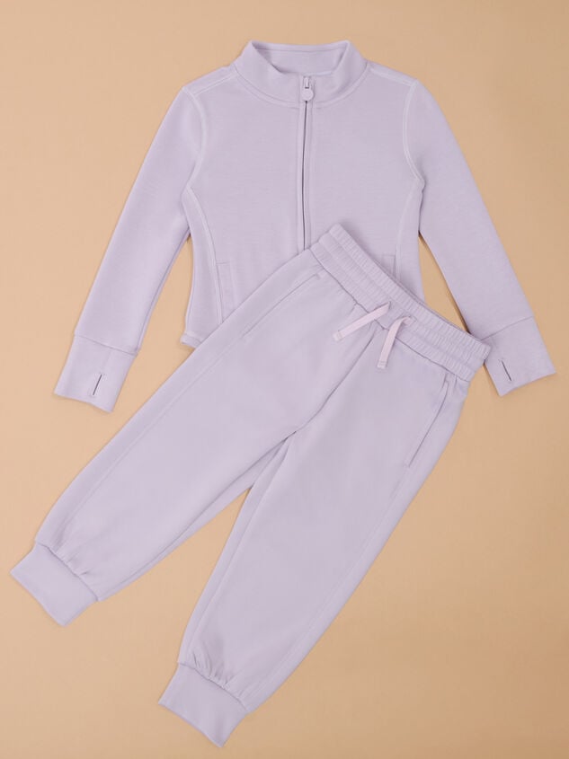 Maggie Athletic Full Zip Jacket Detail 5 - TULLABEE