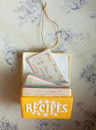 Favorite Recipes Ornament - TULLABEE