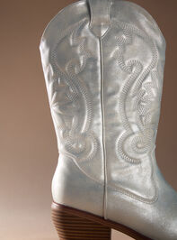 Kelsha Metallic Western Boots Detail 3 - TULLABEE