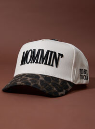 Mommin' Trucker Hat - TULLABEE