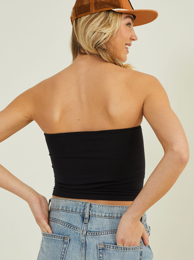 Everyday Seamless Tube Top Detail 4 - TULLABEE