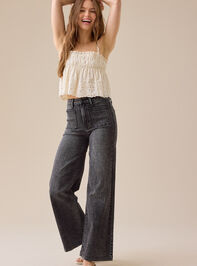 Braylee Straight Leg Jeans - TULLABEE