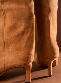 Estelle Suede Kitten Boots Detail 3 - TULLABEE