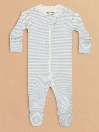Sky Stripe Footie by Quincy Mae - TULLABEE