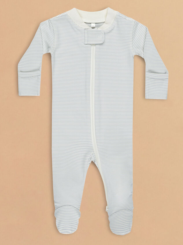 Sky Stripe Footie by Quincy Mae - TULLABEE