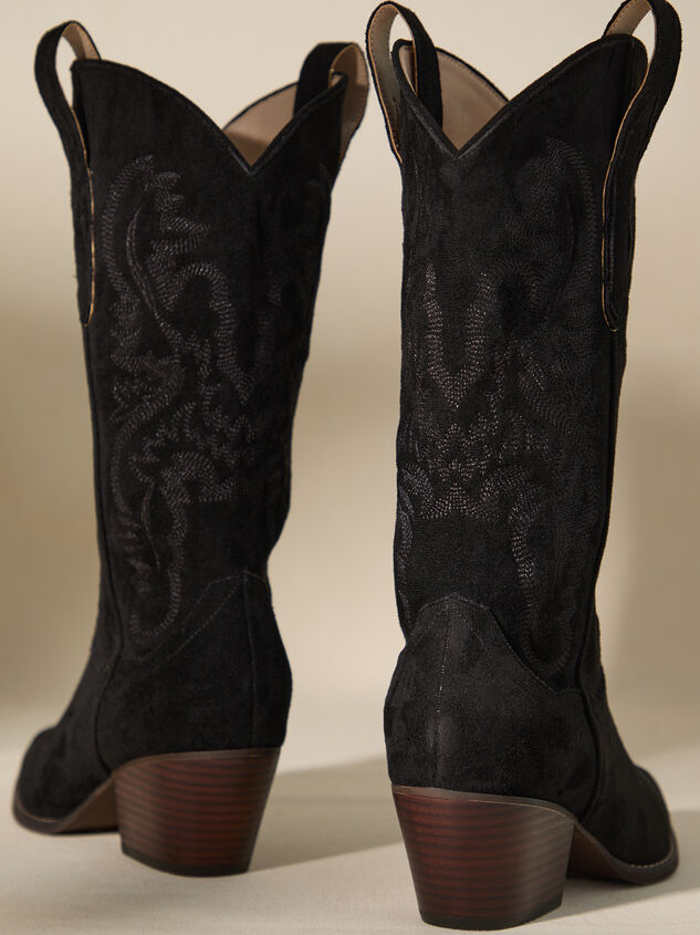 Amaya Western Boots Detail 3 - TULLABEE