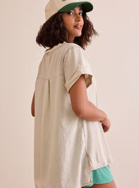 Find Your Stride Oversized Tee Detail 5 - TULLABEE