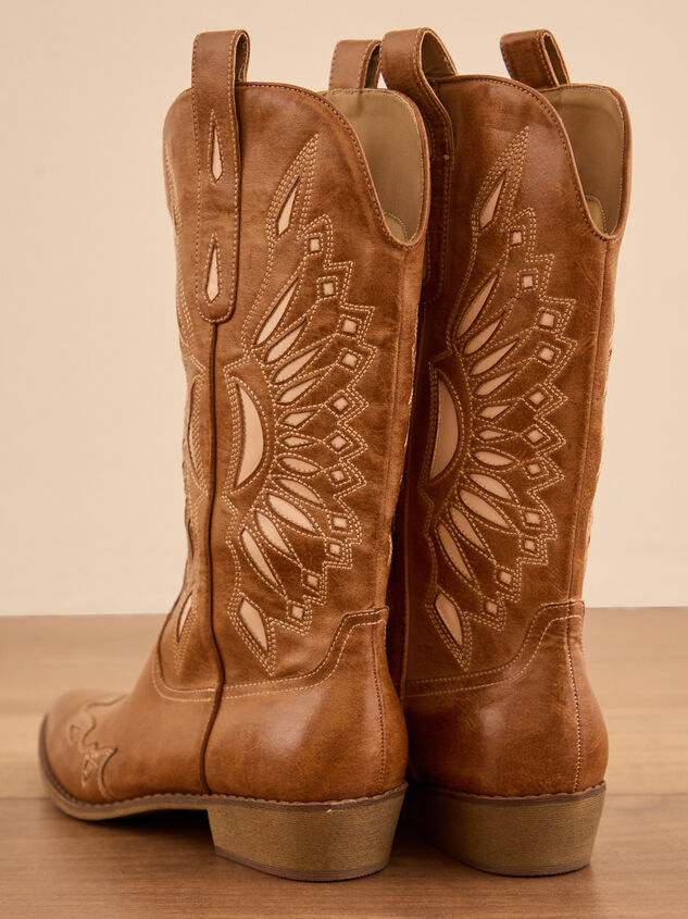 Charlotte Tall Western Boot by Matisse Detail 3 - TULLABEE