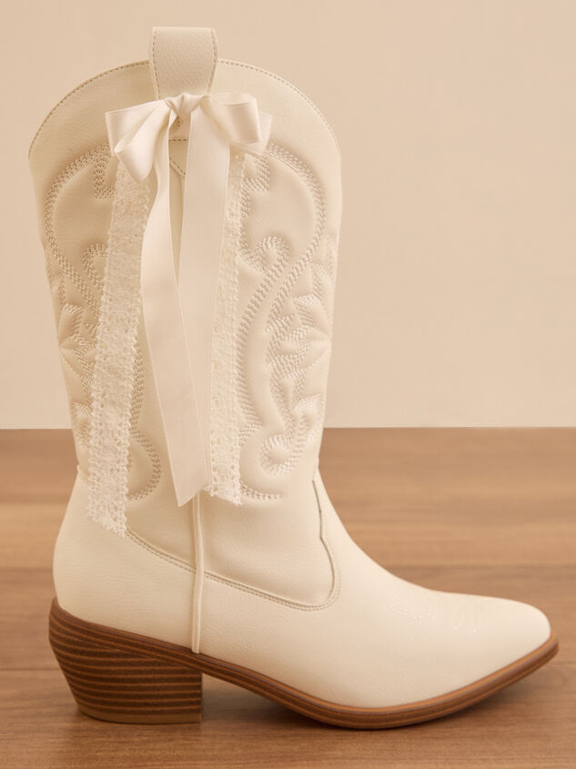 Leila Bow Western Boots Detail 2 - TULLABEE
