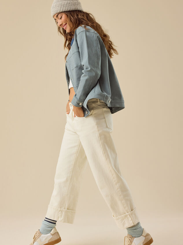 Taitum Barn Jacket Detail 3 - TULLABEE