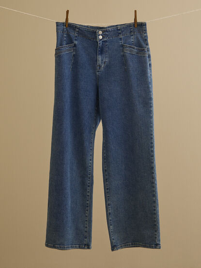 Maggie Wide Leg Jeans - TULLABEE