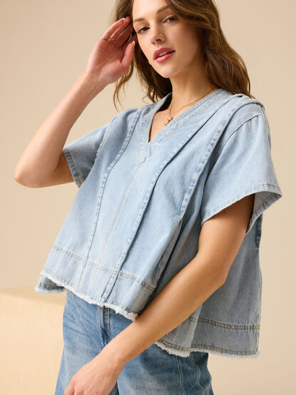 Hanah Denim Top - TULLABEE