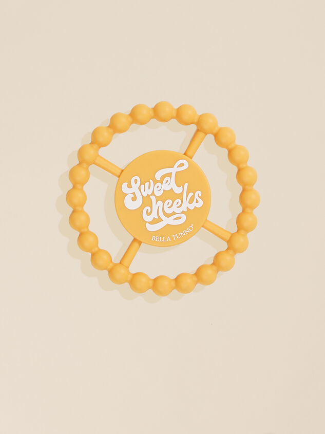 Sweet Cheeks Teething Ring Detail 1 - TULLABEE