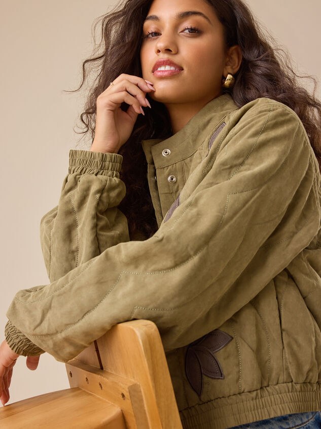 Solera Quilted Bomber Jacket Detail 5 - TULLABEE