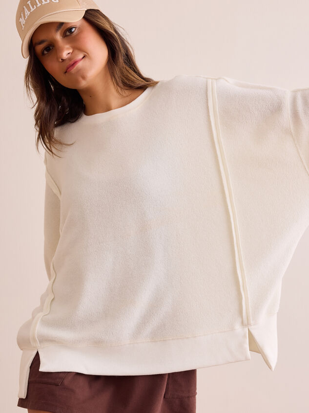 Easygoing Layer Detail 2 - TULLABEE