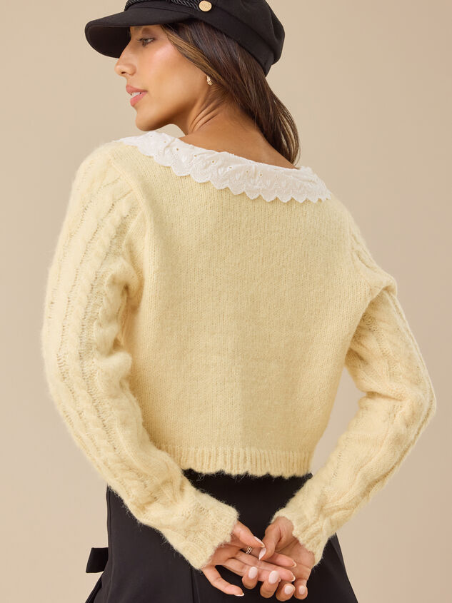 Millicent Heart Button-Down Cardigan Detail 4 - TULLABEE
