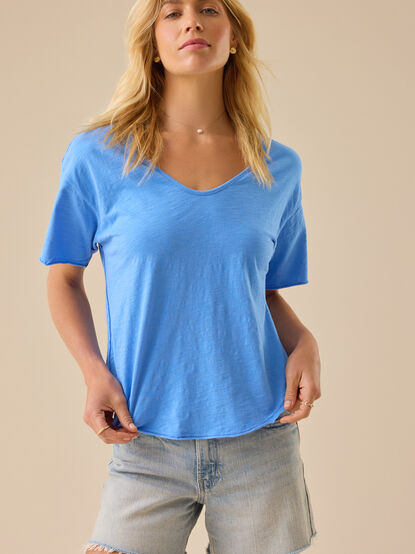 Bailee Basic Tee - TULLABEE