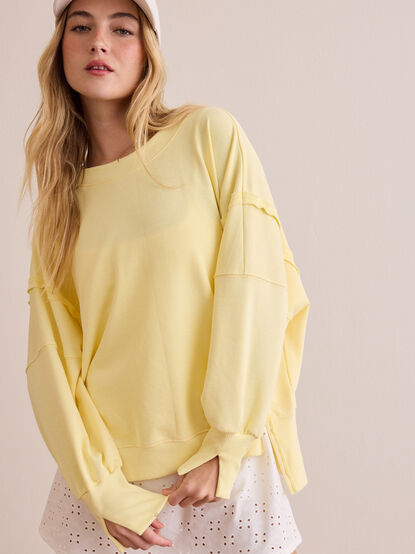 Movement Oversized Sweatshirt - TULLABEE