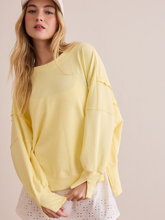 Movement Oversized Sweatshirt Detail 2 - TULLABEE