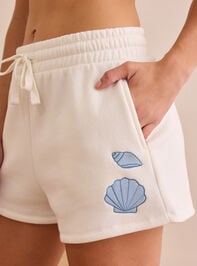Sun Sand and Sea Shorts Detail 2 - TULLABEE