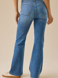 Stratton Boot Cut Jeans Detail 5 - TULLABEE
