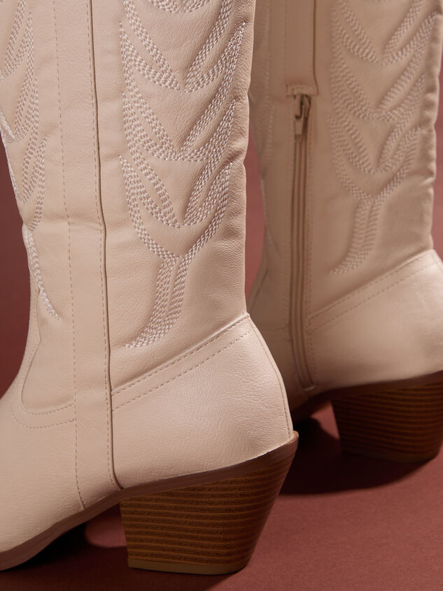 Dixie Tall Cutout Western Boot by Matisse Detail 3 - TULLABEE