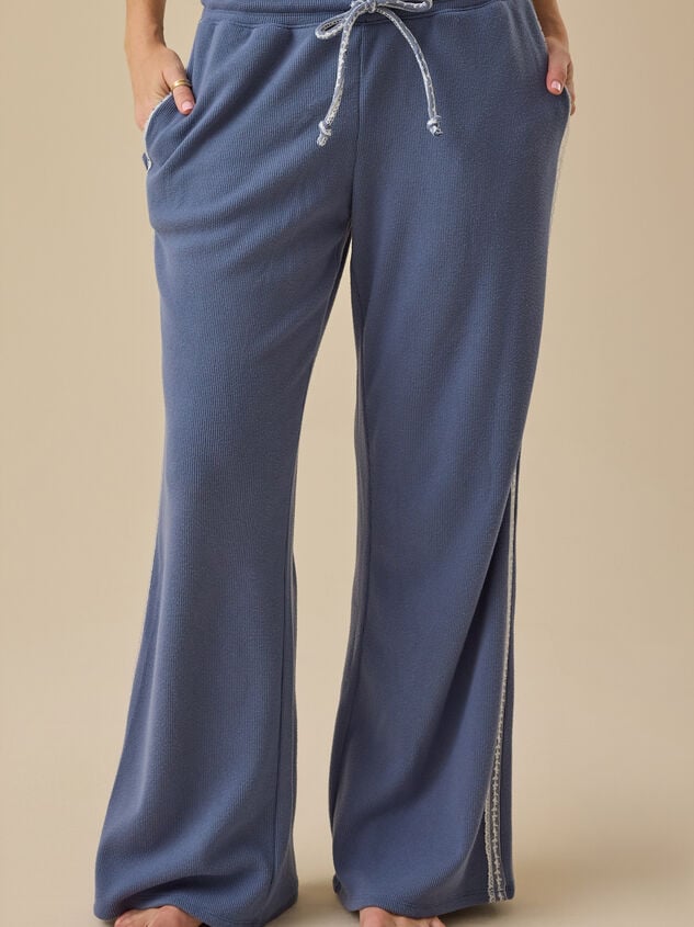 Lylah Lounge Pant Detail 4 - TULLABEE