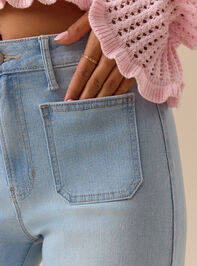 Braylee Straight Leg Jeans Detail 3 - TULLABEE