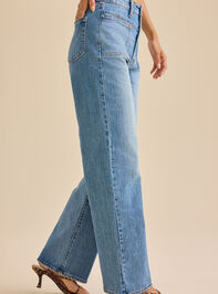 Kamari Straight Leg Jeans Detail 4 - TULLABEE