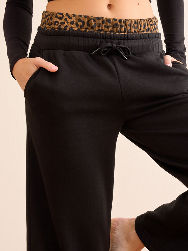 Layer Up Leopard Pant Detail 2 - TULLABEE