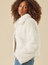 Giselle Sherpa Jacket Detail 5 - TULLABEE