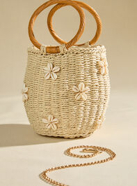 Hampton Woven Shell Bucket Tote Detail 2 - TULLABEE