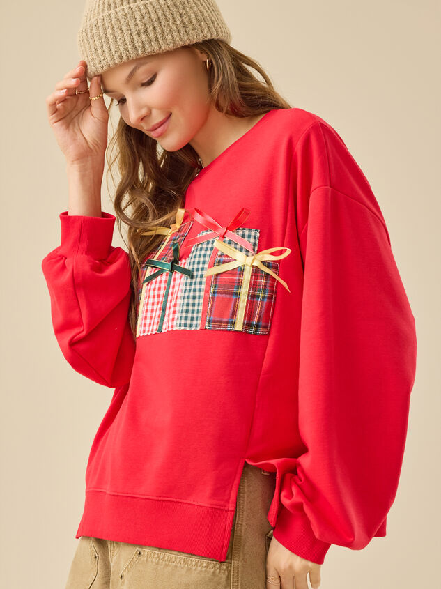 Christmas Presents Crewneck Detail 4 - TULLABEE