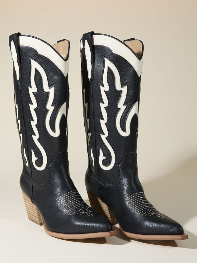 Ida Cutout Western Boot Detail 2 - TULLABEE