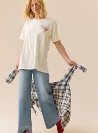 Fresh Catch Maine Oversized Tee Detail 3 - TULLABEE