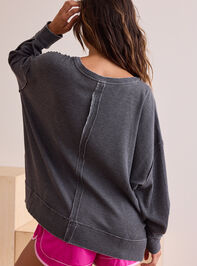 Throwdown Oversized Tee Detail 6 - TULLABEE