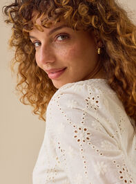 Natalya Embroidered Tunic Top Detail 5 - TULLABEE