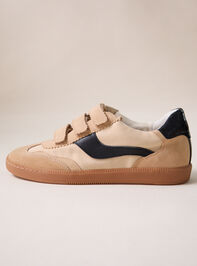 Notice Velcro Sneaker By Dolce Vita Detail 3 - TULLABEE