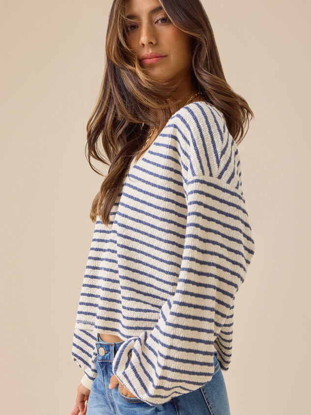 Raelynn V-Neck Striped Top Detail 3 - TULLABEE