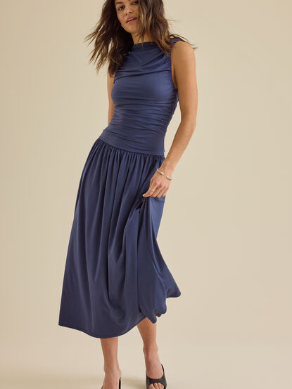 Dianna Drop Waist Maxi - TULLABEE