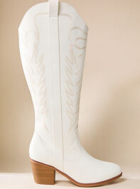 Sierra Wide Width & Calf Boots Detail 2 - TULLABEE