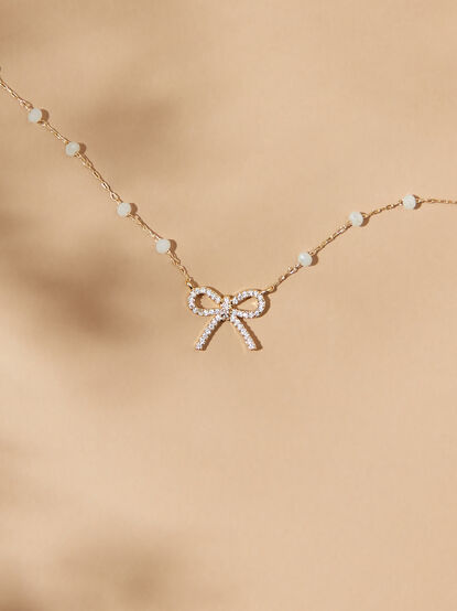Diamond Charm Bow Necklace - TULLABEE