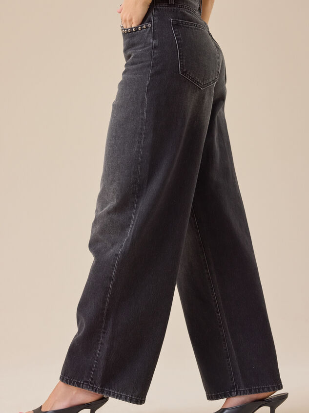 Chloe Studded Jeans Detail 4 - TULLABEE