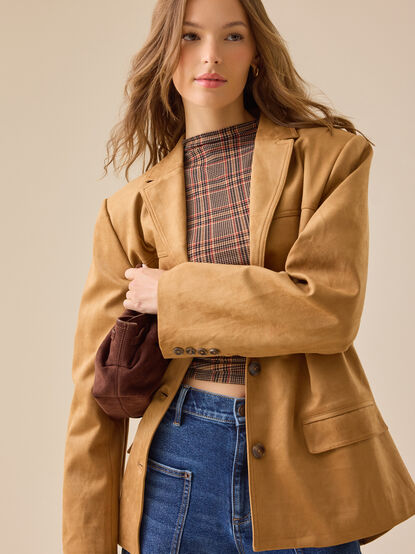 Jasmine Oversized Suede Blazer - TULLABEE