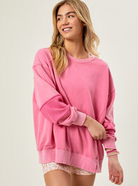 Take A Stand Oversized Pullover Detail 3 - TULLABEE