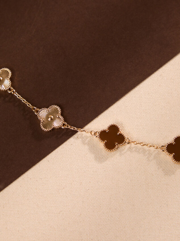 Clover Double Sided Brown Bracelet Detail 2 - TULLABEE