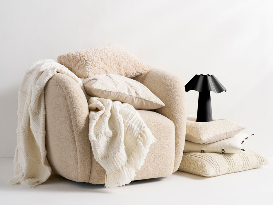 Marlowe Enamel Table Lamp - TULLABEE - 