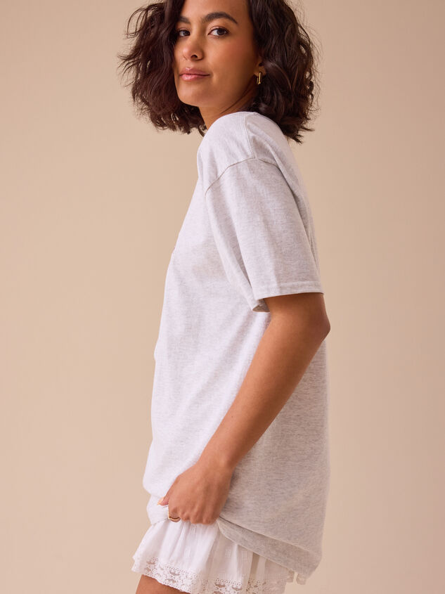 USA Embroidered Oversized Tee Detail 4 - TULLABEE