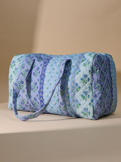Everly Quilted Duffel Bag - TULLABEE