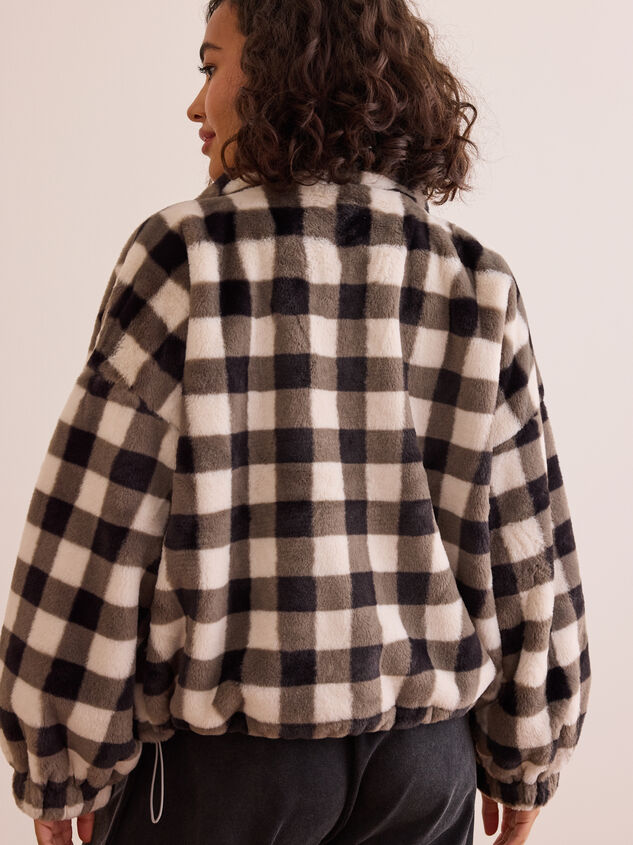 Sideline Gingham Fur Jacket Detail 5 - TULLABEE